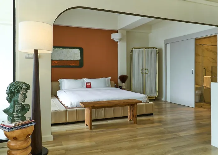 5loft Anti-hotel, Silom, 호텔 방콕