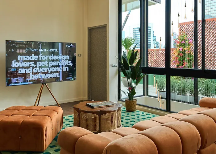 5loft Anti-hotel, Silom, 호텔 방콕