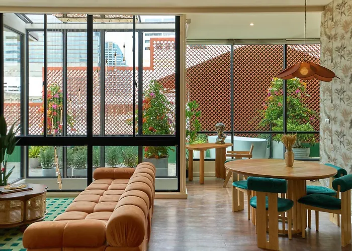 5loft Anti-hotel, Silom, * 방콕